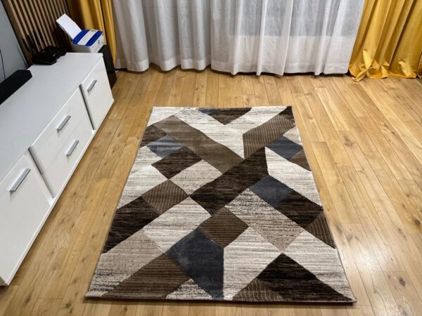 nowoczesny dywan gęsty